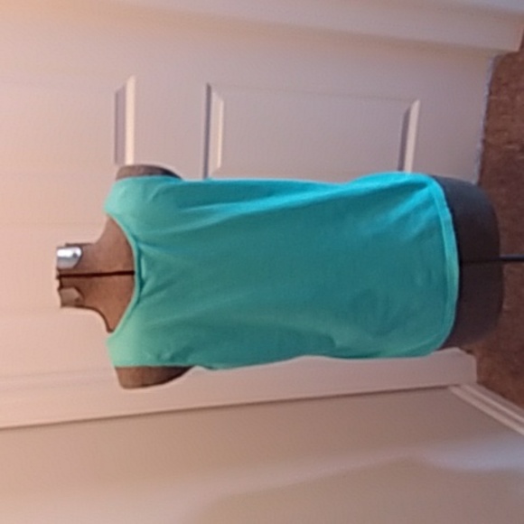 NWOT Comfort Colors Tank Top - Picture 4 of 9